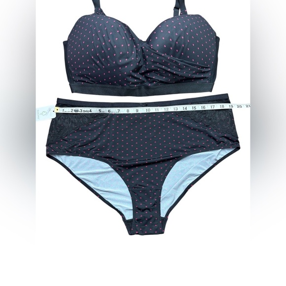 Penningtons, Plus Size Bra & Panty Set 44G, 2X, Black, Pink 🫦 - Picture 4 of 10